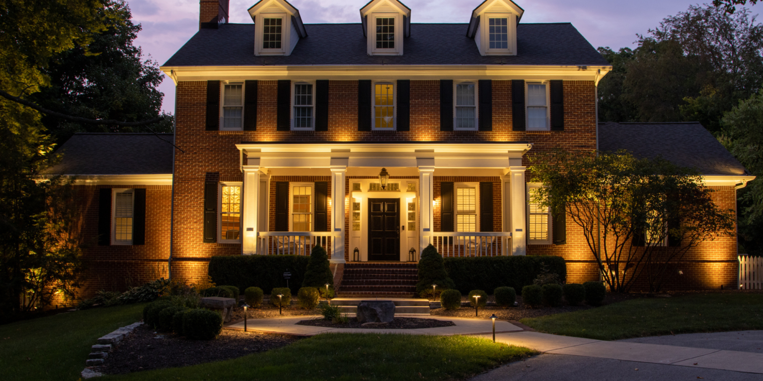 What is Curb Appeal, and How Can Outdoor Lighting Help Achieve It ...